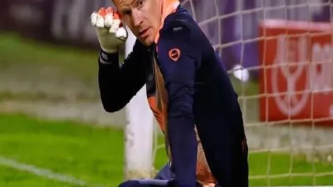 王哲林临危受命，今晚迎战洛夫顿禁赛对手